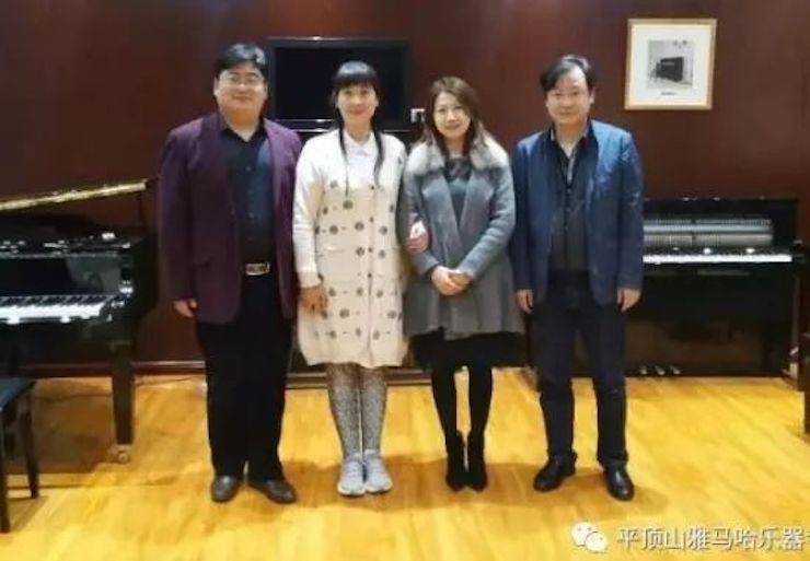 千赢国际艺术家朱楣——《练琴的艺术》平顶山巡讲圆满结束