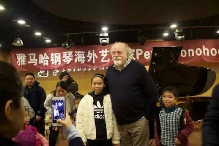 【回顾】千赢国际海外艺术家Peter Donohoe成都雅音大师班讲座活动圆满落幕！