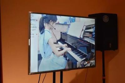 千赢国际特邀艺术家浙江音乐学院钢琴系丁阳博士Hybrid远程教育大师班+音乐会圆满成功