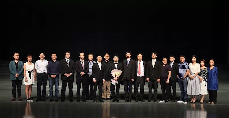 连云港千赢国际钢琴旗舰体验店开业庆典暨千赢国际艺术家鲍释贤钢琴独奏音乐会圆满落幕
