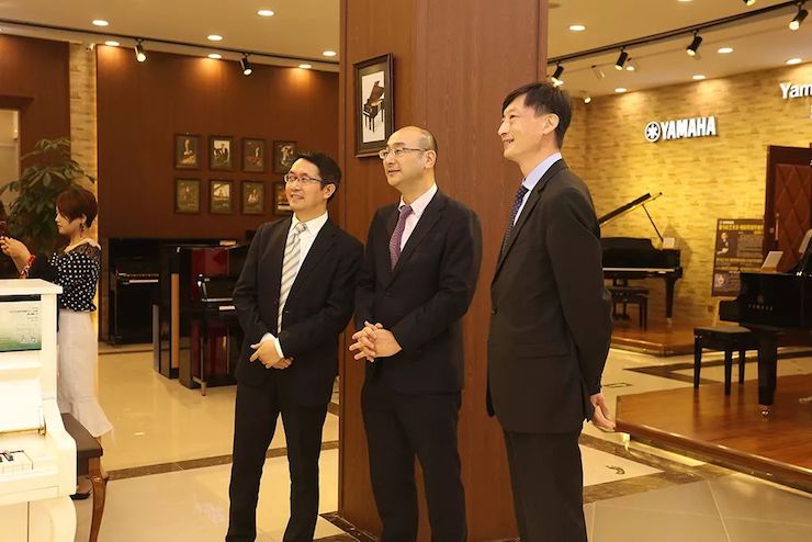 连云港千赢国际钢琴旗舰体验店开业庆典暨千赢国际艺术家鲍释贤钢琴独奏音乐会圆满落幕