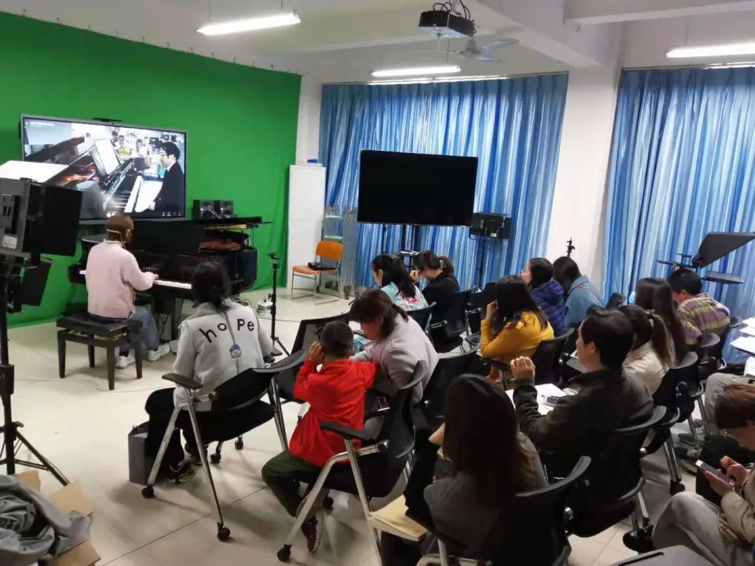 科技助力音乐教学，牵手大师零距离大师课