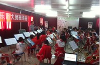 贵阳市花溪区第二小学千赢国际实验乐团乐队大师班活动 